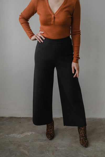 Wide Leg Trousers - Black