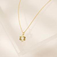 Daisy Fluted Necklace