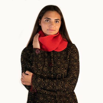 Chunky Criss Cross Neck Warmer - Red