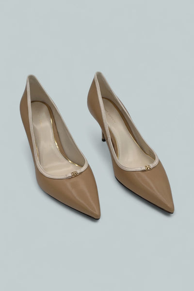 Double T Buckle Pump - Cantucci / Light Cream