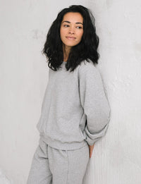 The Women's Crew Sweatshirt - Heather Grey