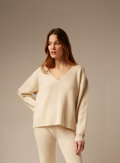 Stella | Cashmere Oversized V- Neck Jumper - Cream
