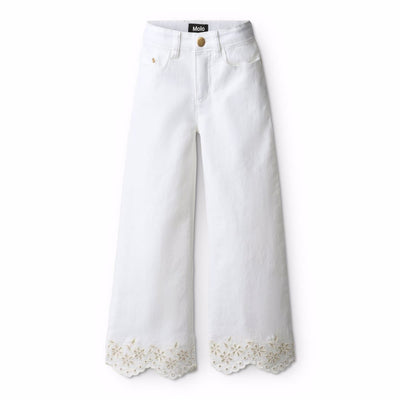 Ava - Whitest