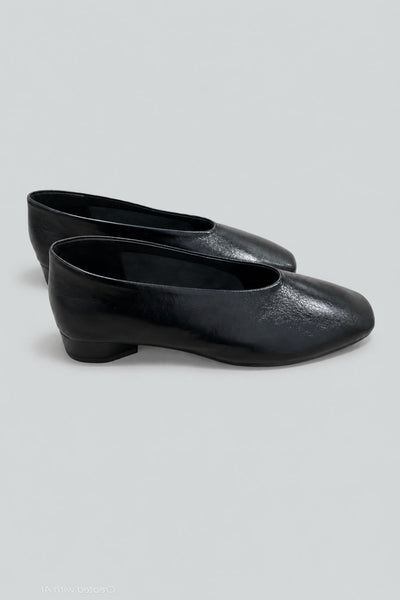 Women’s Amira Flats Exclusive - Black Leather - 6.5 - Flats