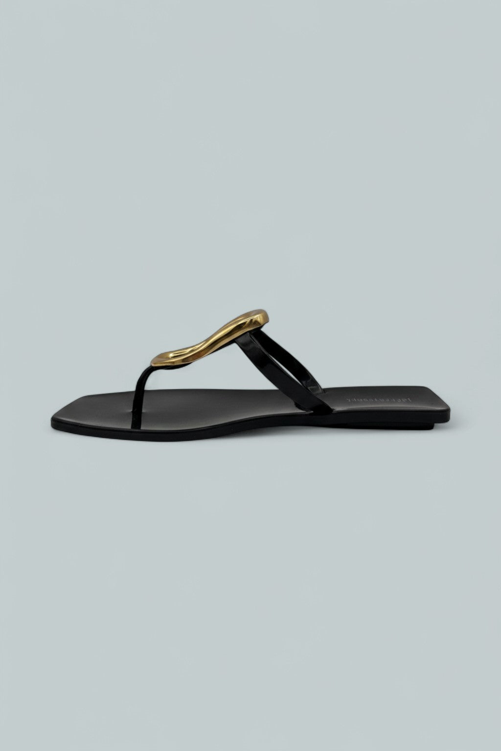 Women's Linques Jelly Sandals - Black Shiny Gold
