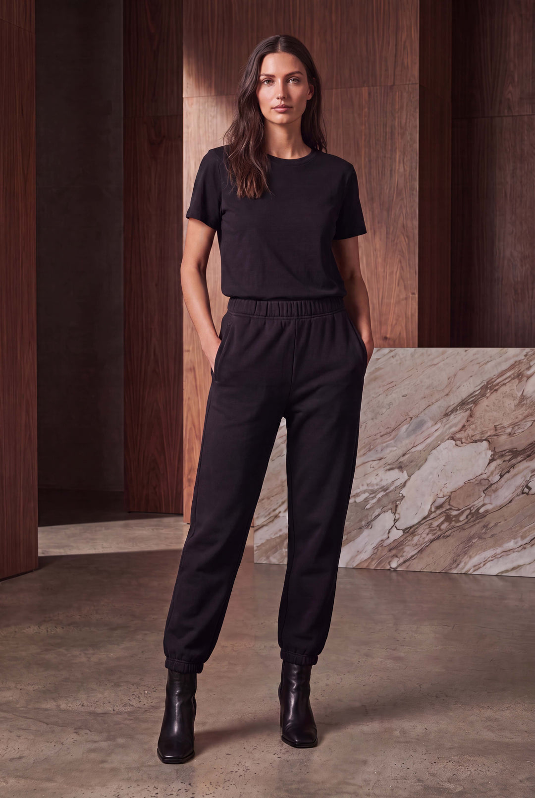 Classic Sweatpants - Black