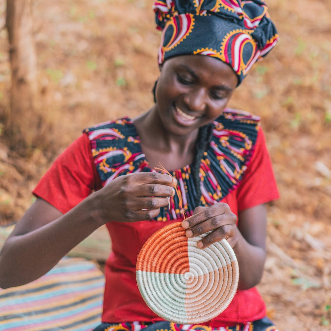 Town Square Woven Bowl - 6" Pinwheel