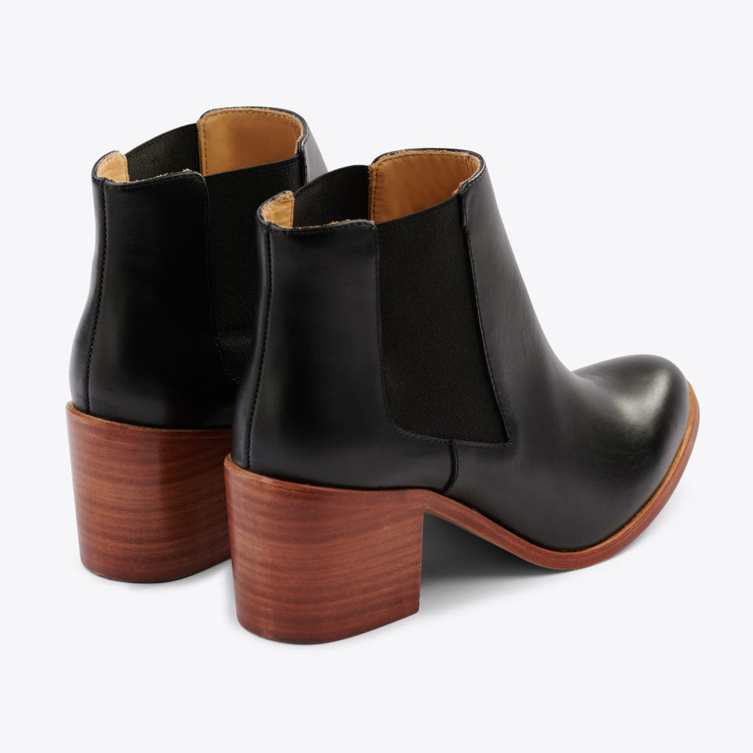 Heeled Chelsea Boot - Black - FINAL SALE