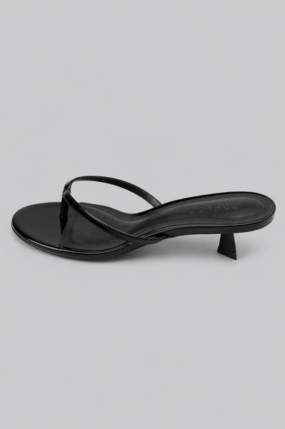 Women's Carolyn Thong Sandals - Black Patent