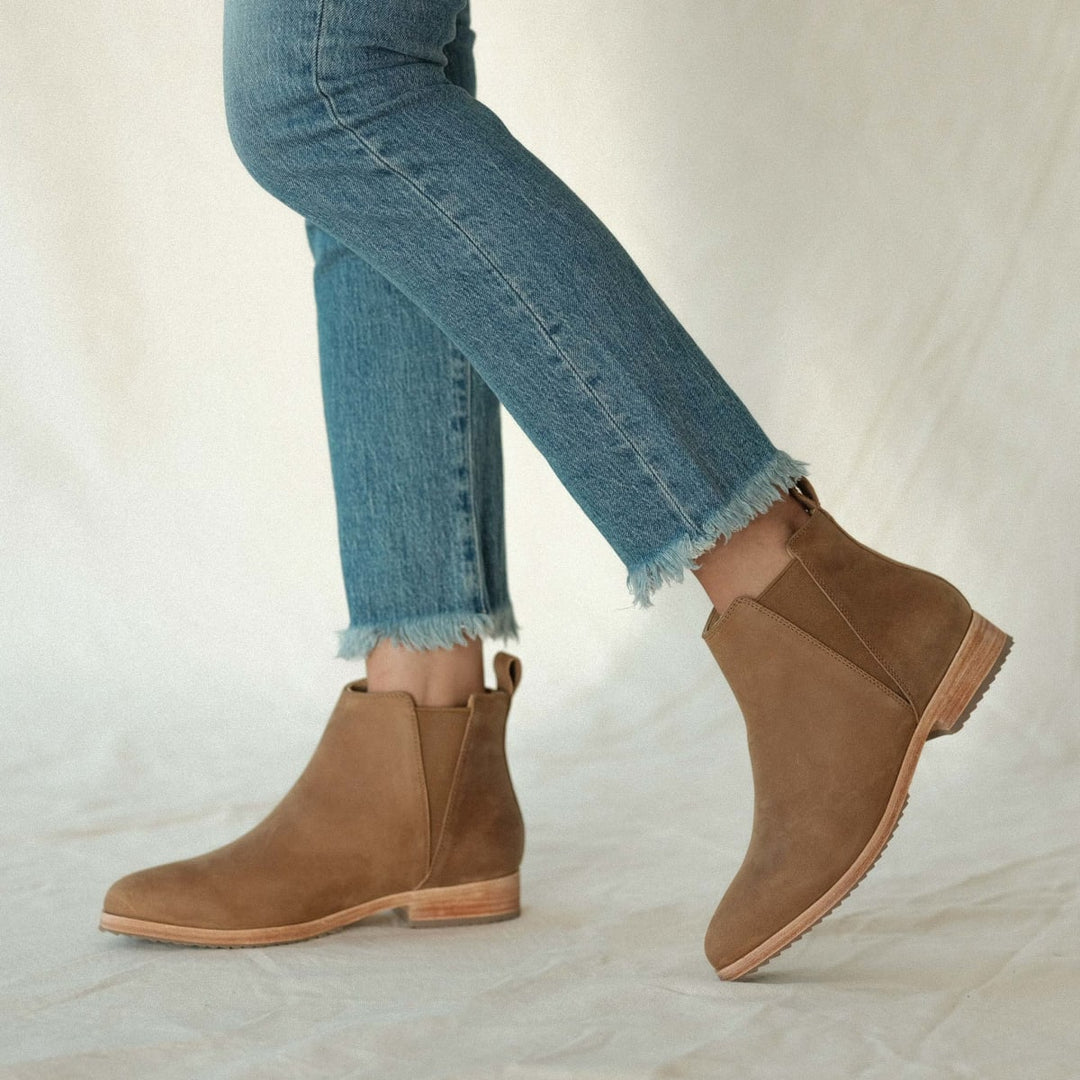 Classic Chelsea Boot - Tobacco