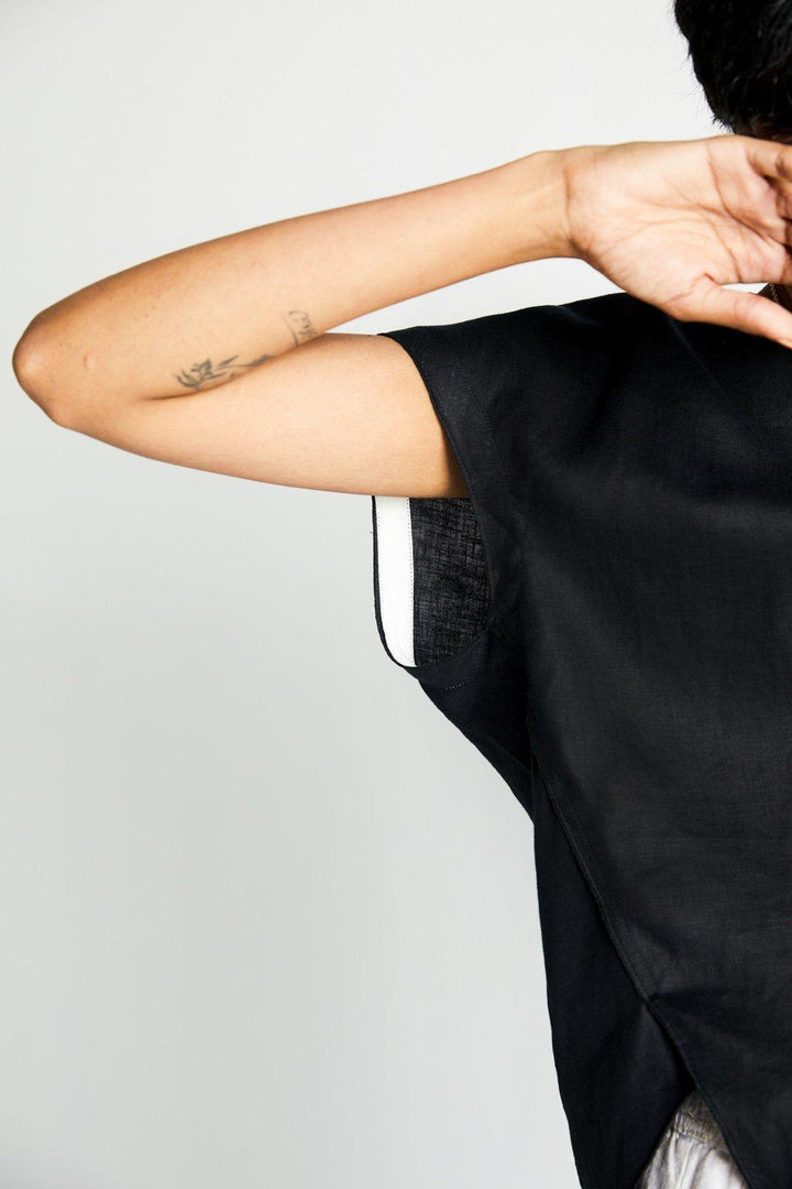 The Black Box Top - Black