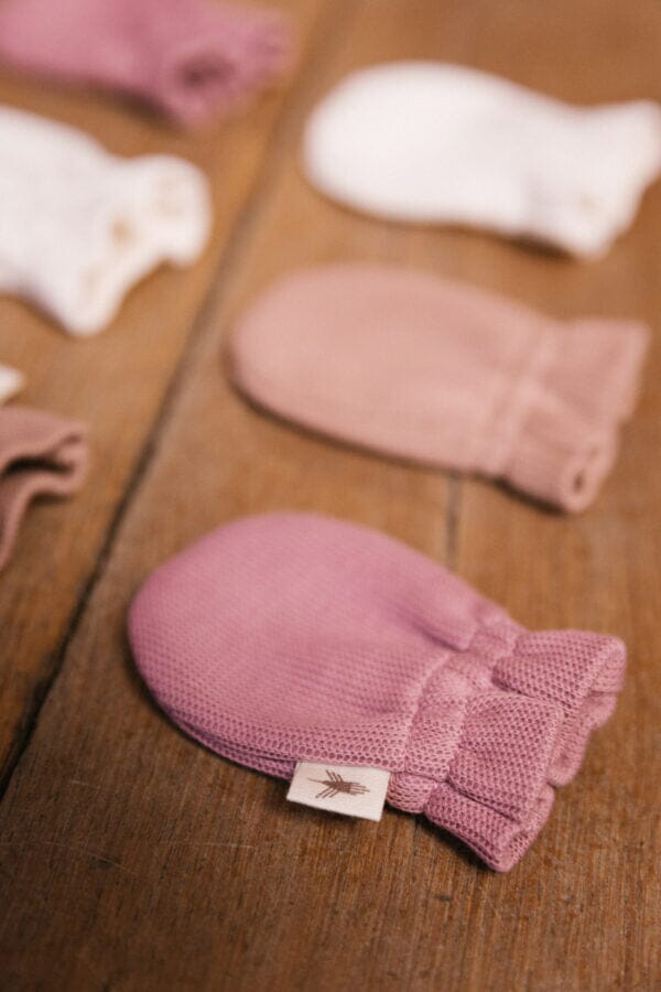 Beanie with Cotton Mittens Set - Hibisco