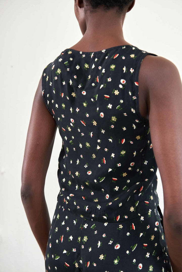 Hosta Top - Botanical