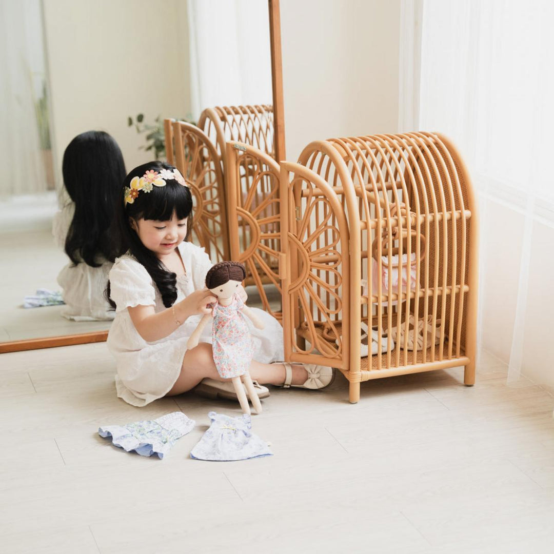 Blossom Doll Closet