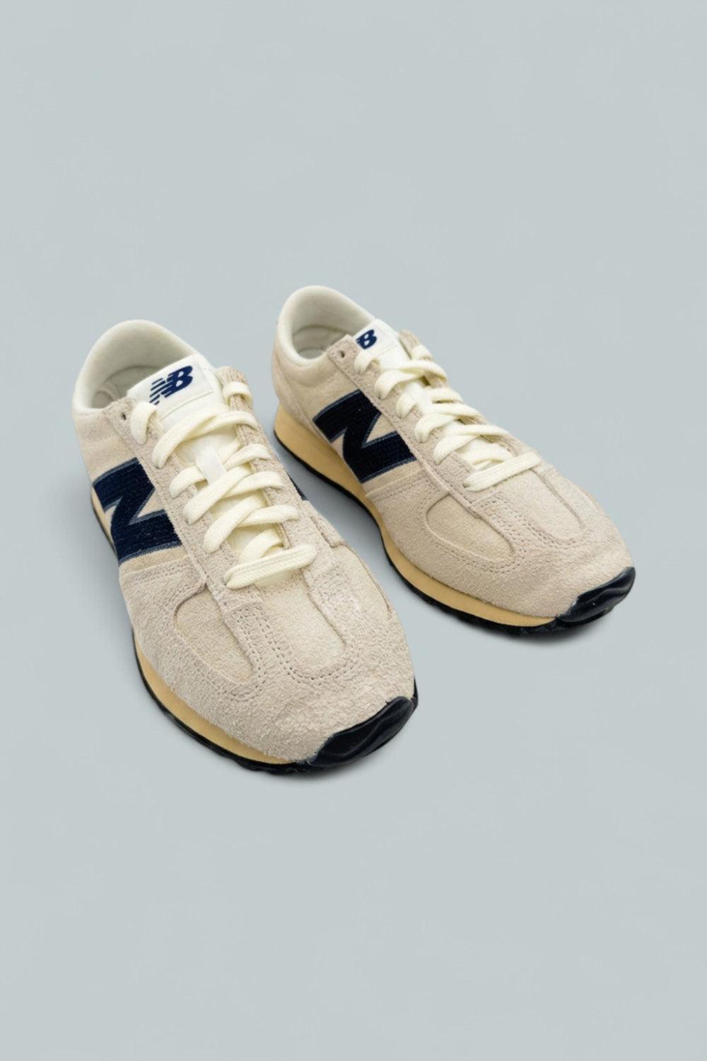 471 - Grey - 8.5 - Sneaker