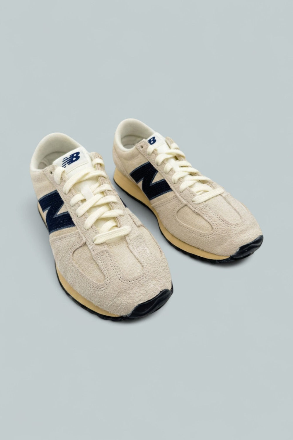 471 - Grey - 8.5 - Sneaker