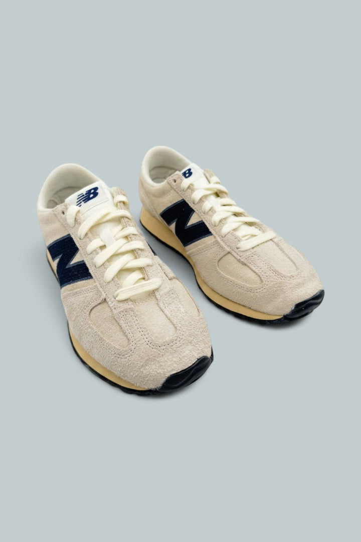 471 - Grey - 8.5 - Sneaker