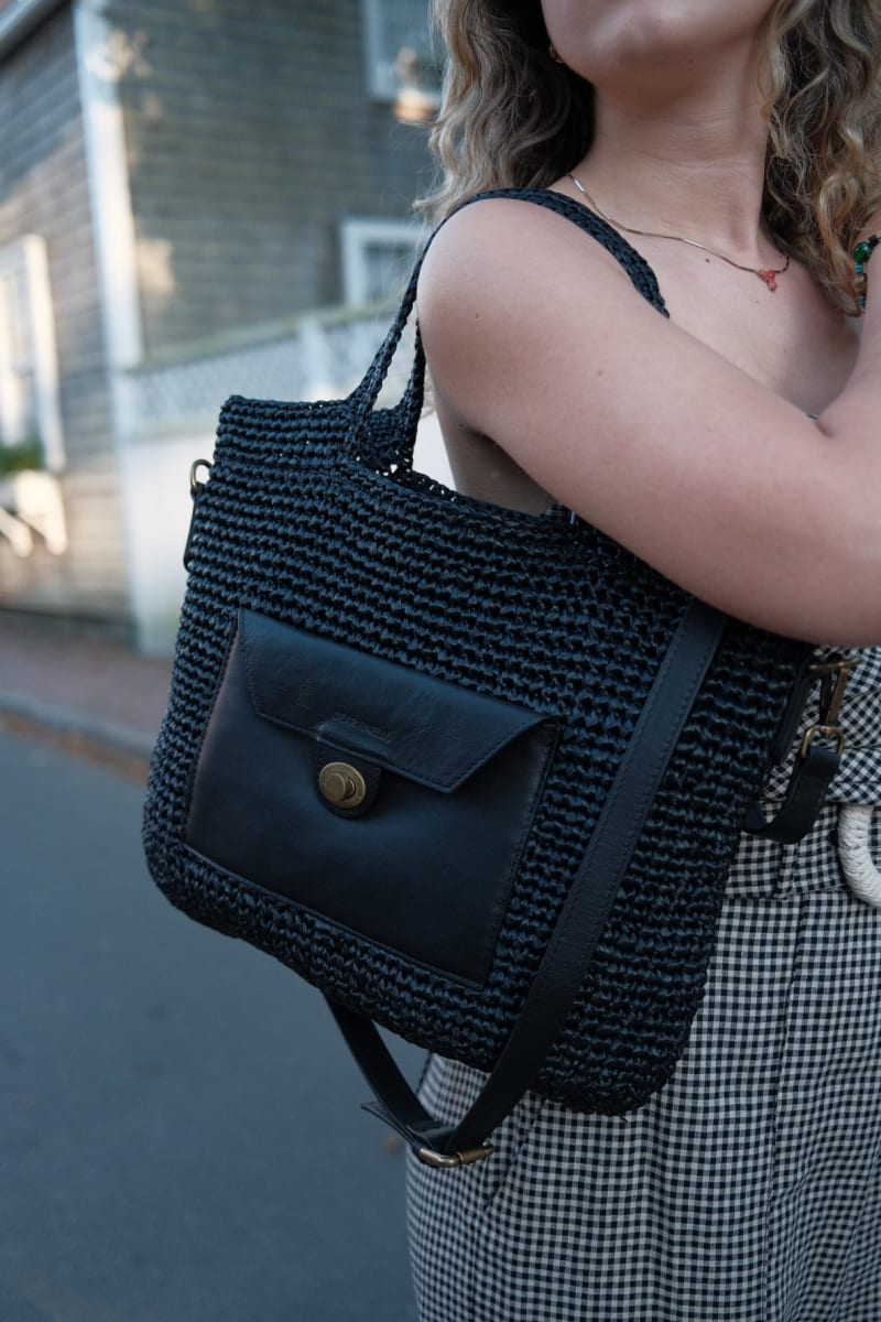 The LIDO Straw Tote - Black