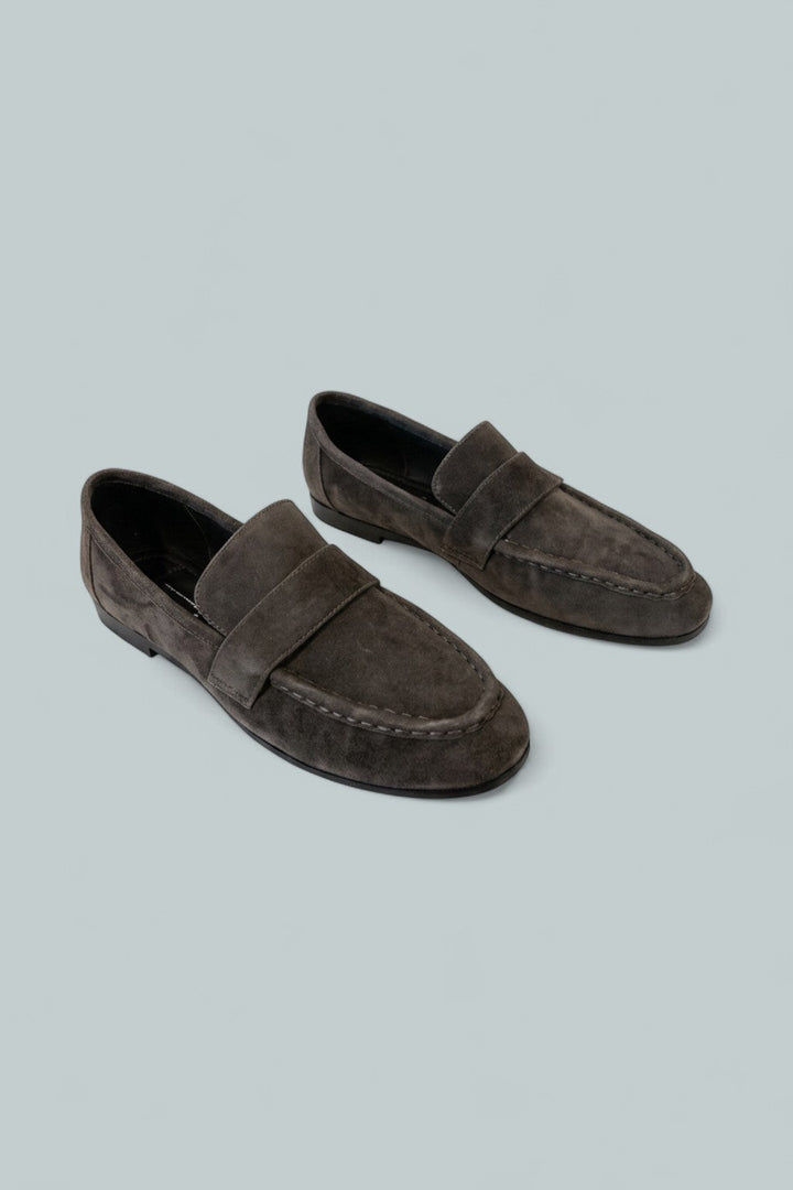 Women's Classic Loafer Flats - Hot Fudge