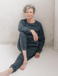 The Women's Crew Sweatshirt - Dusk