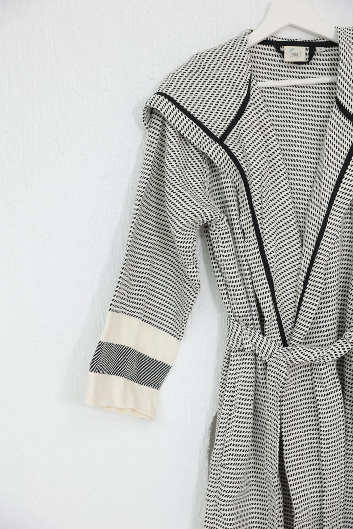 Cotton White & Black Bathrobe