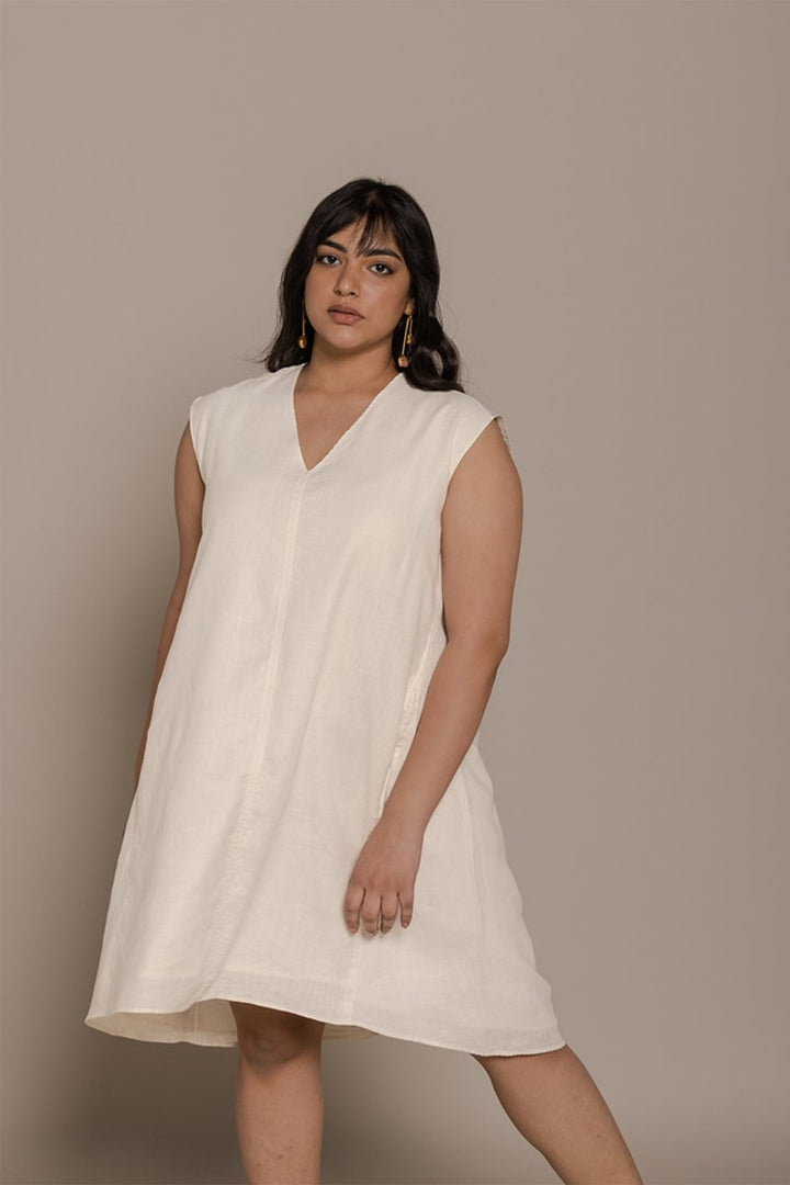 The Musical Dusk Dress - Shell Off/White