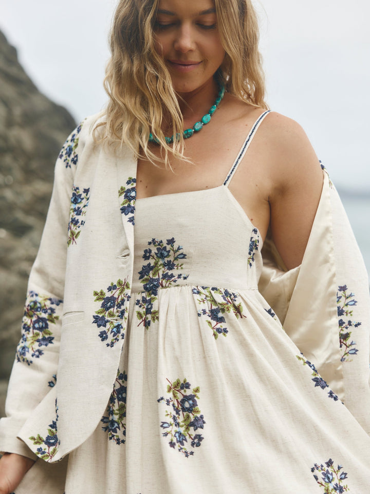 Amber Blazer - Oatmeal Bluesy Beaded Floral