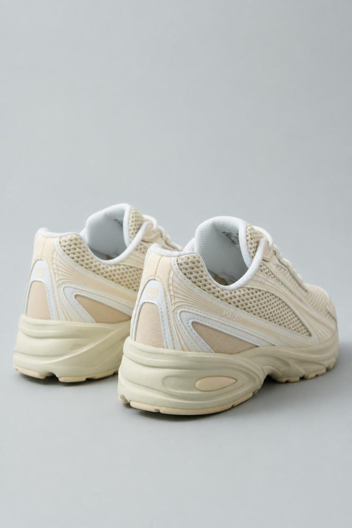 740 Unisex Trainers - White - 8.5 - Sneaker