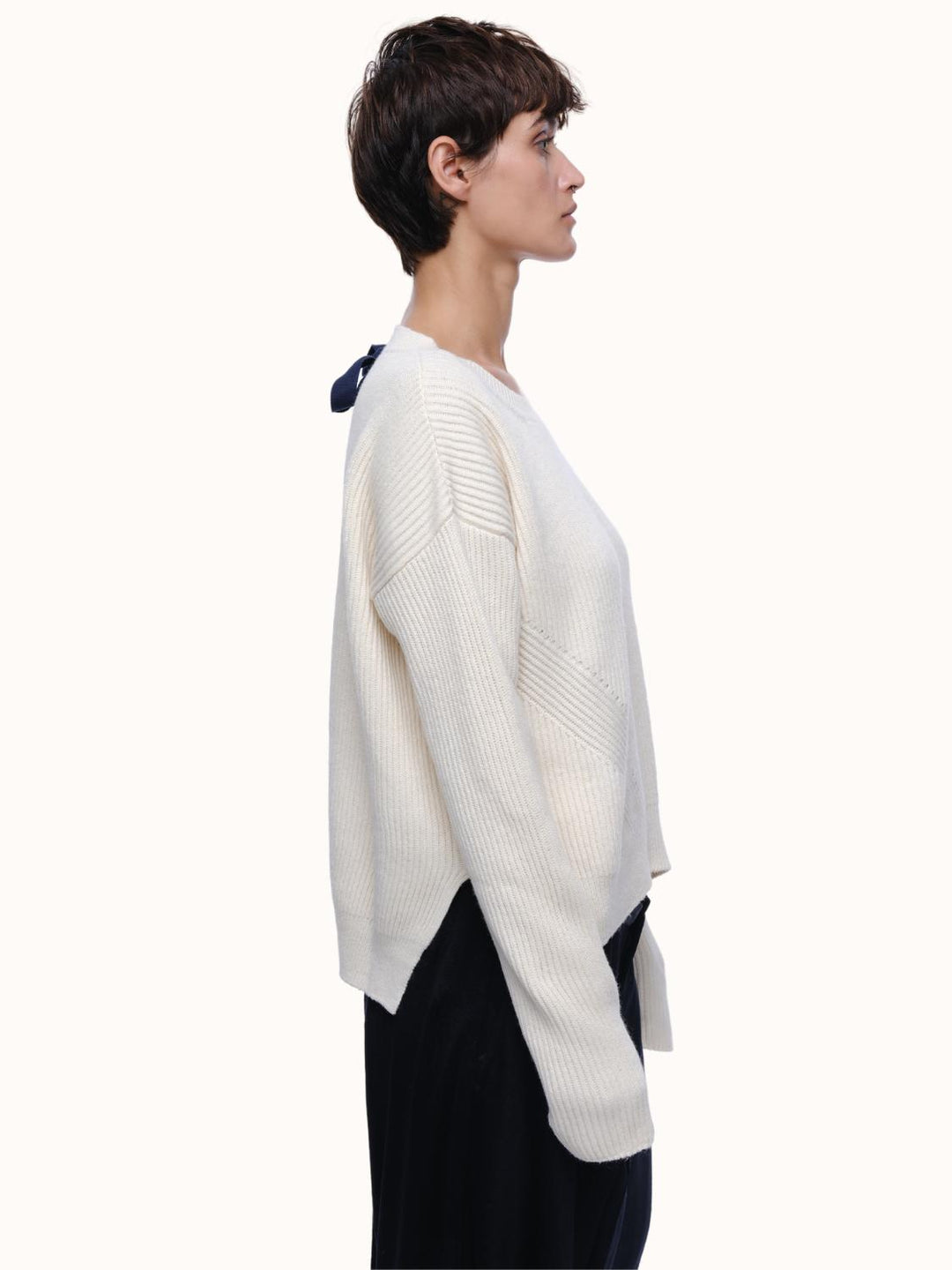 Brina Crewneck - Cream