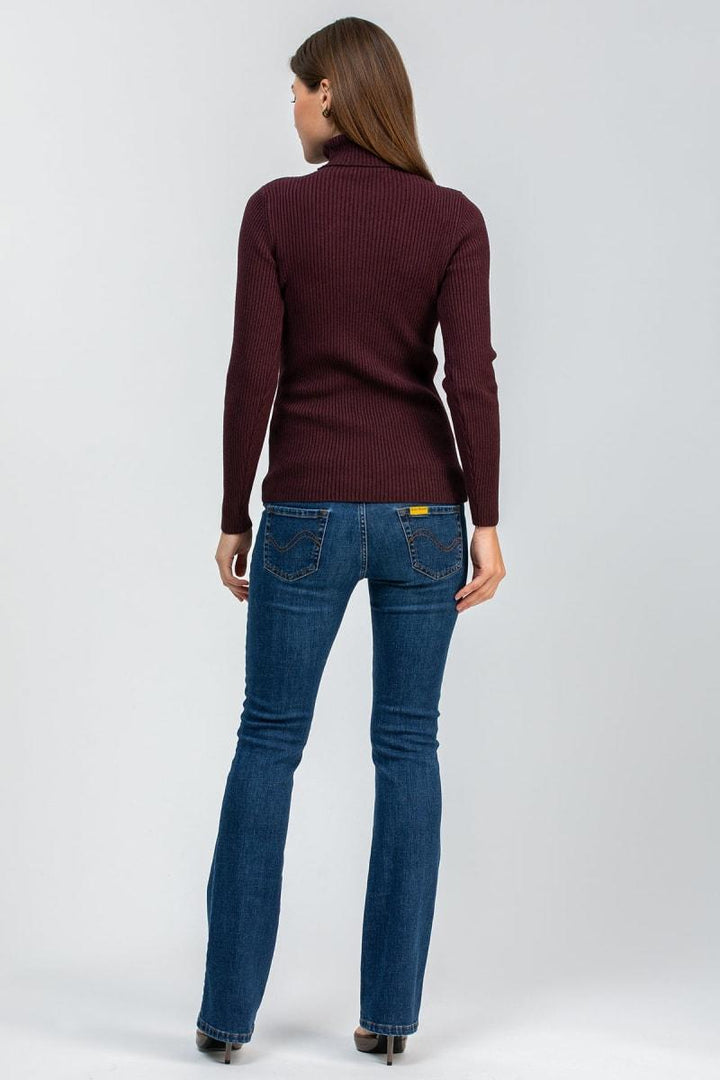 AURORA Ribbed Maternity Turtleneck - Cherry Lacquer