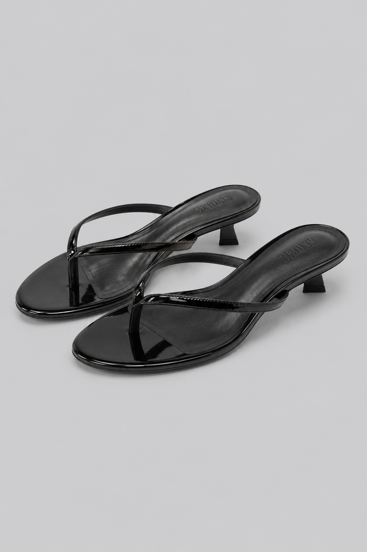 Women's Carolyn Thong Sandals - Black Patent