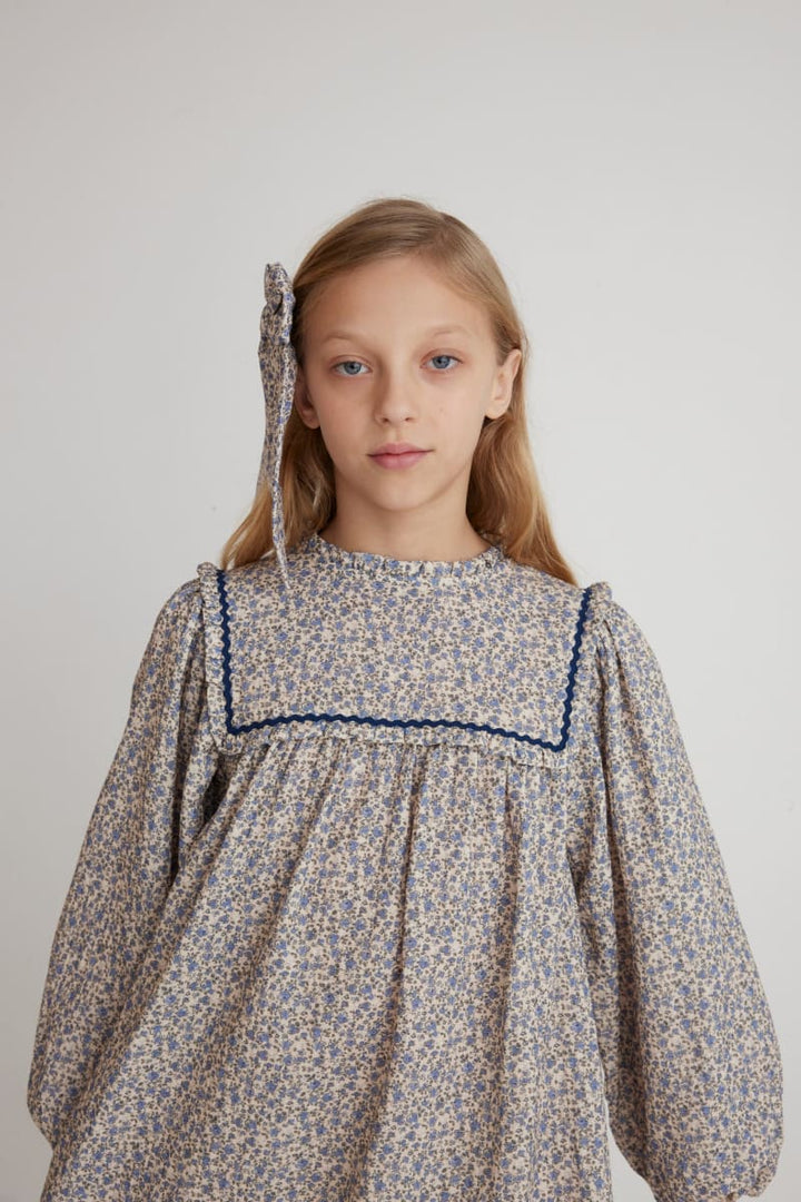 Carlotta Dress Ditsy Floral