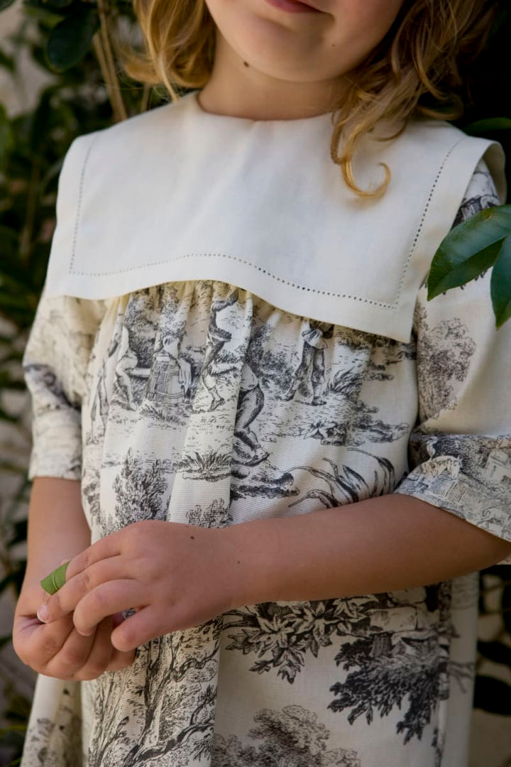 Frida - Black Toile De Jouy