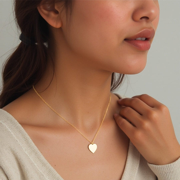 Single Hearted Girl White Necklace Magnetic Clasp Jewelry for Self Love