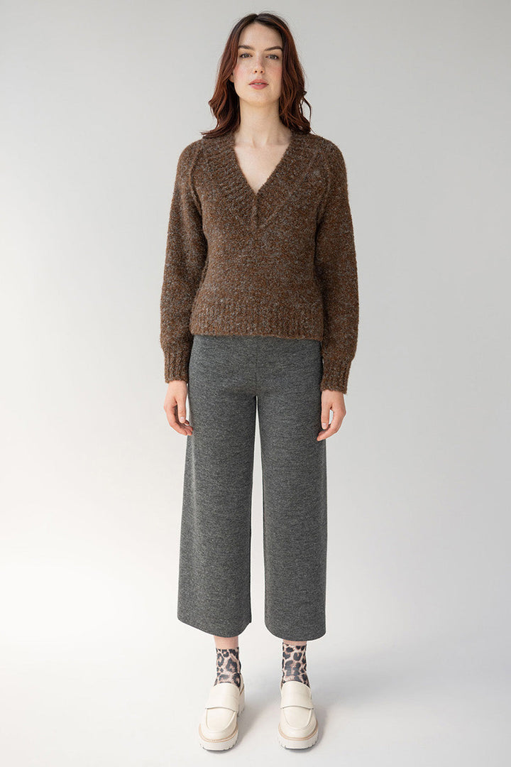 V Neck Boucle Pullover - Grey/Camel