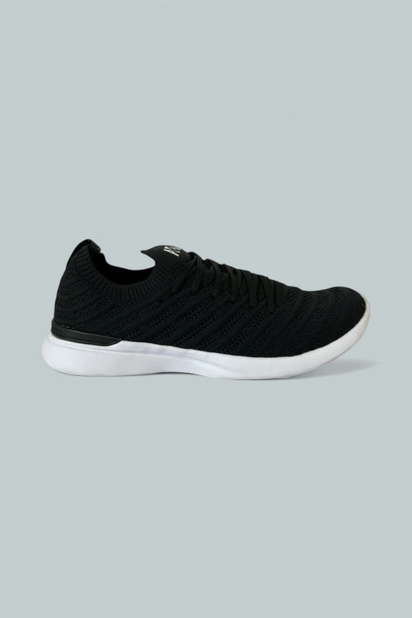 Women's Knit Low-Top Running Sneakers - Black/White