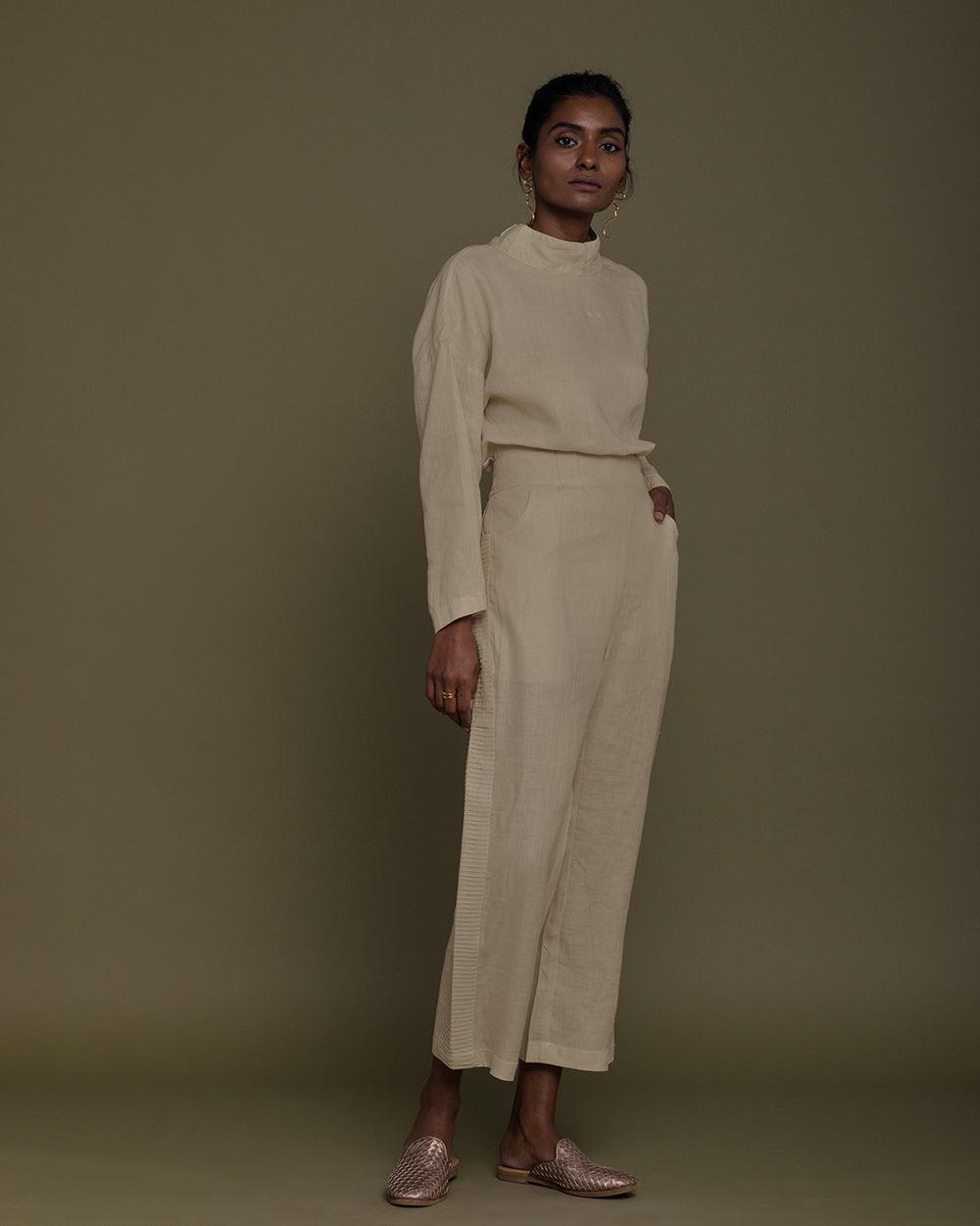 Monday Playlist Top - Sand Beige