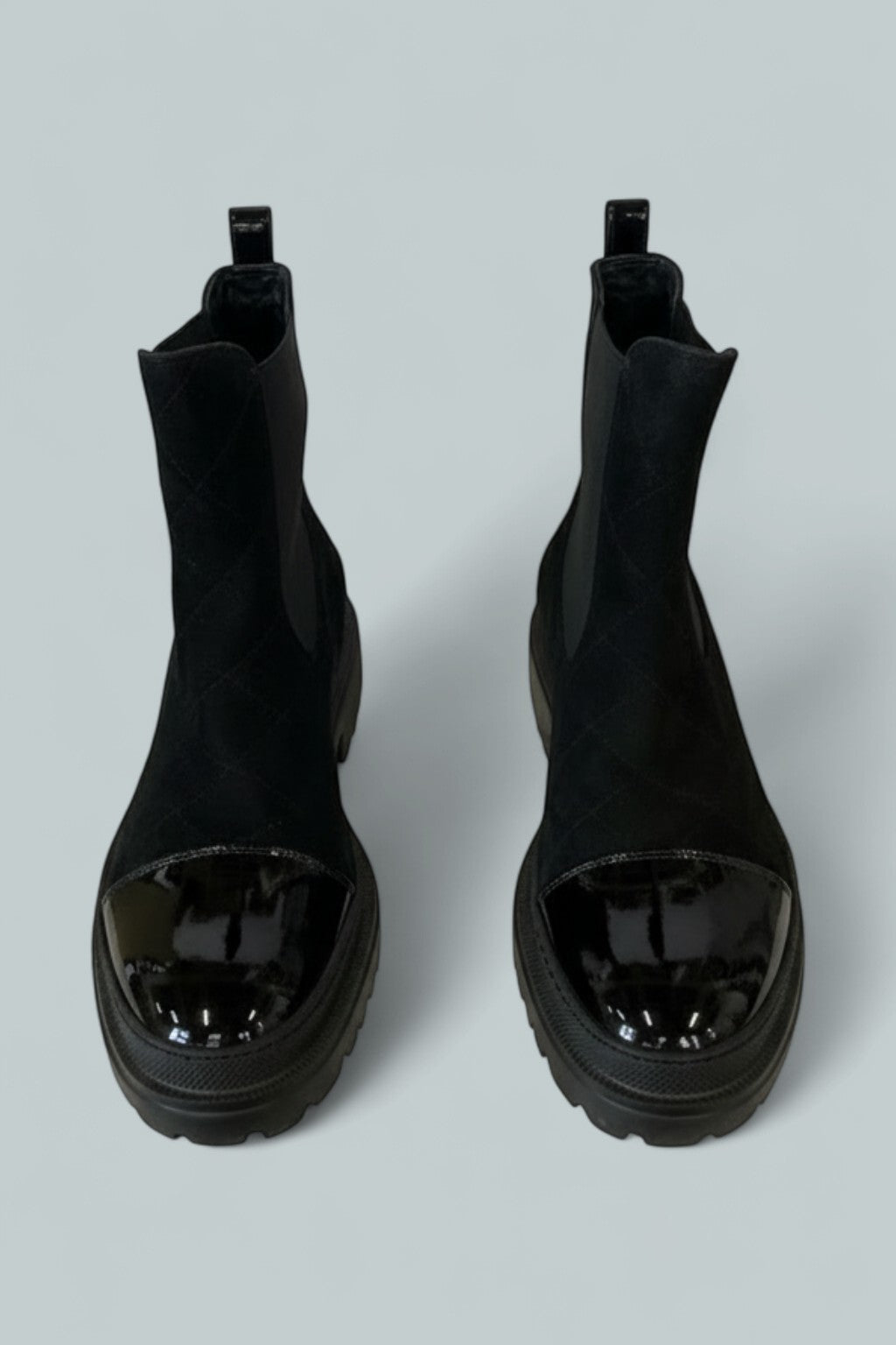 Women's Mary Beat Chelsea Boots - Black