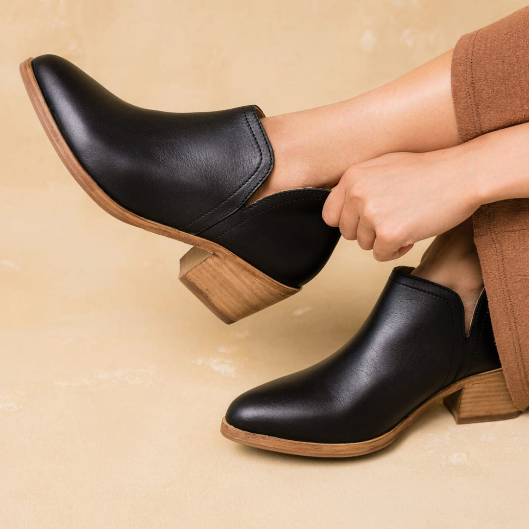 Mia Everyday Ankle Bootie - Black