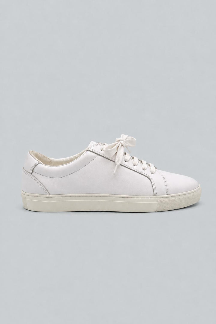 Men's Lace Up Sneakers Exclusive - White