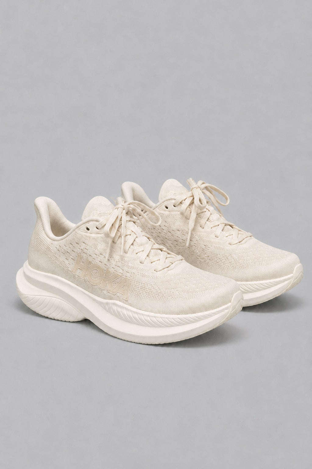 Women's Mach 6 Low Top Sneakers - Alabaster/Cosmic Gray