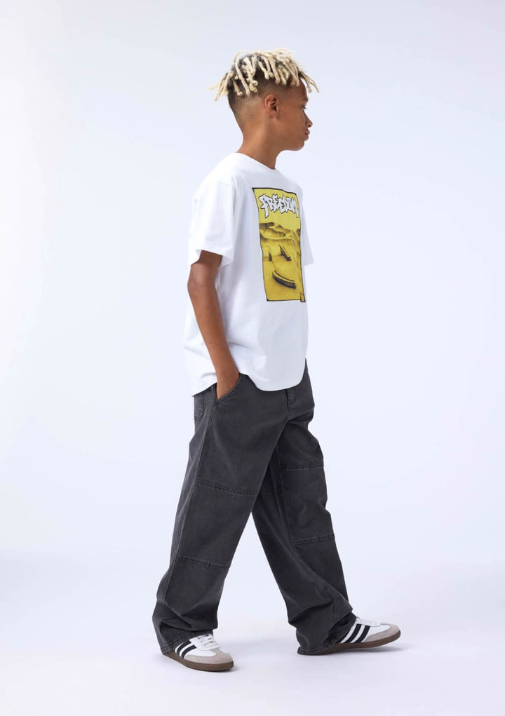 Riley - Yellow Skate