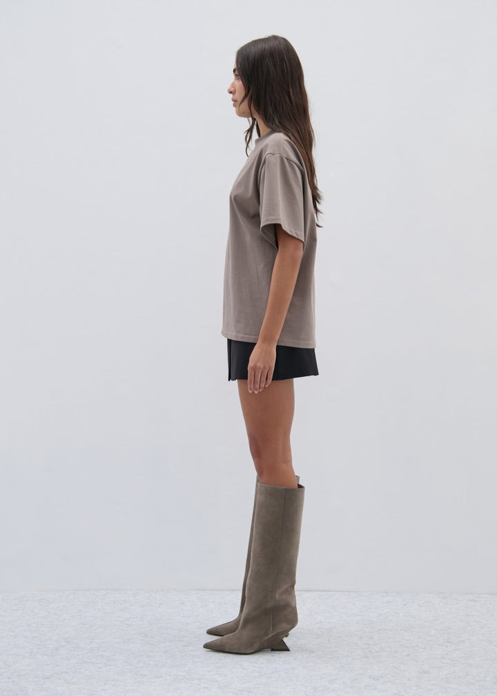 Early Tee - Taupe