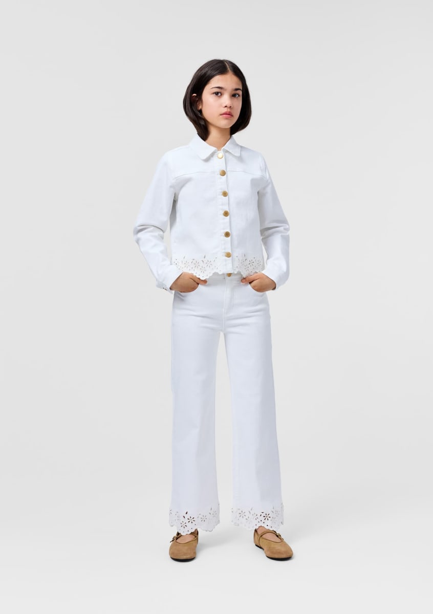 Ava - Whitest
