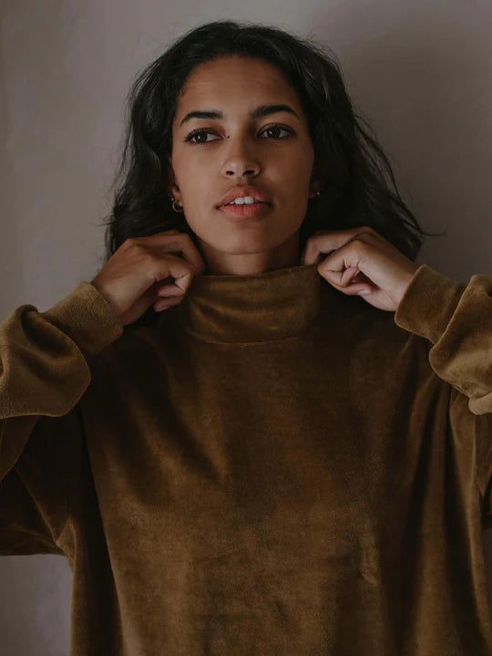 The Velvet Sweater Women's - Bronze Sweaters The Simple Folk 