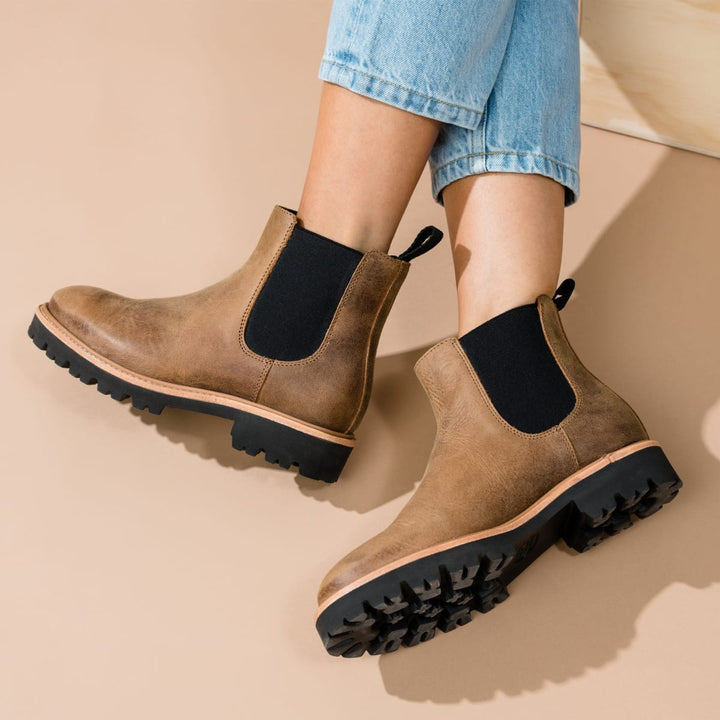 Go-To Lug Chelsea Boot 2.0 - Tobacco