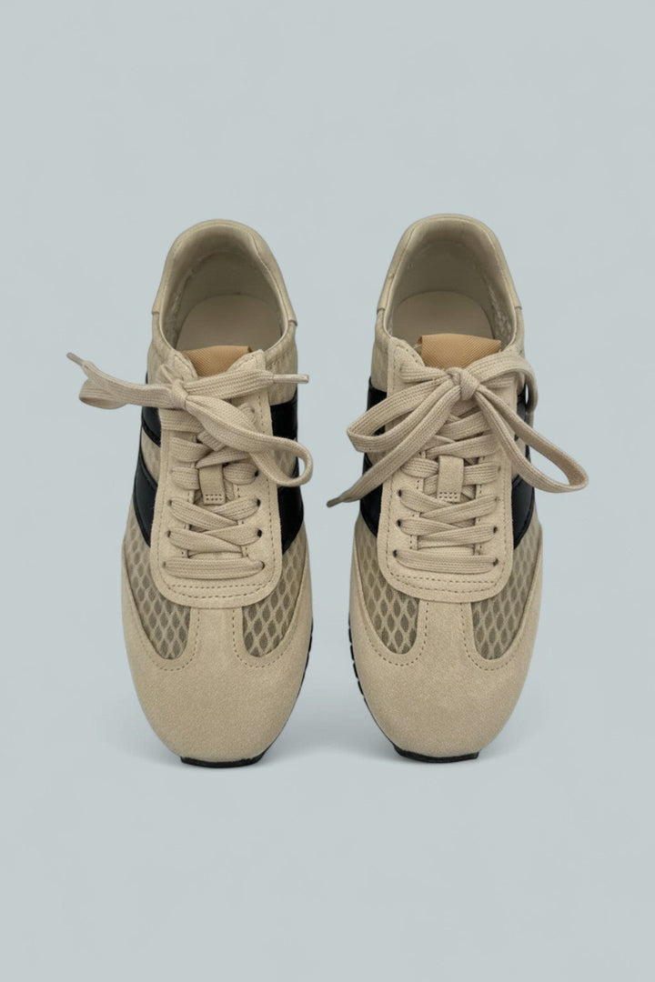 Oasis Mesh & Leather Runner Sneaker - Moonlight/Black