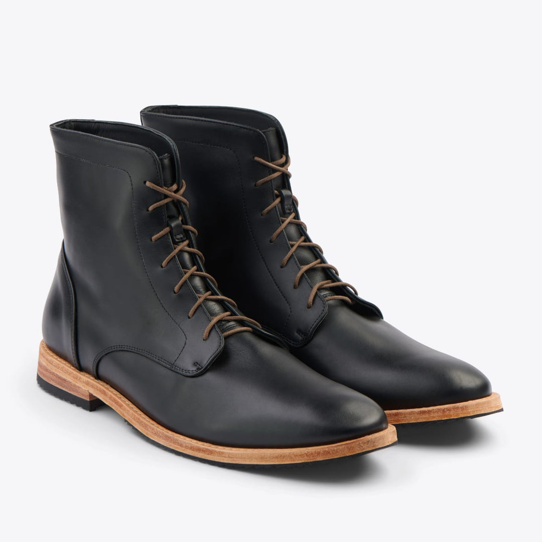 Everyday Lace-Up Boot - Black