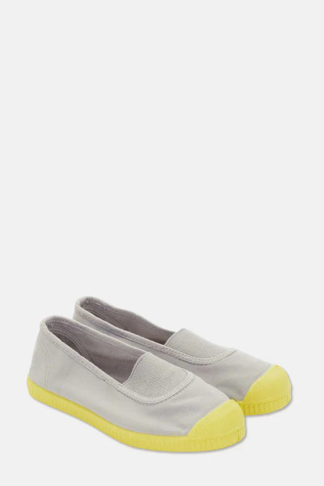 Slip-on vegan sneakers - Soft grey yellow