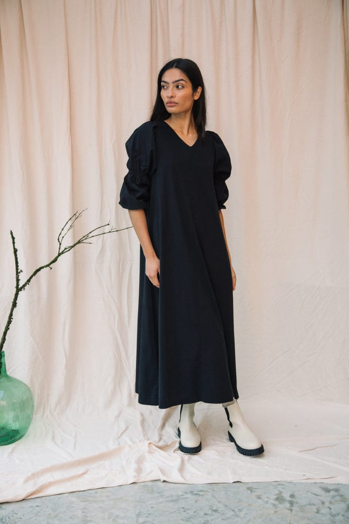 Sora Organic Cotton Jersey and Poplin Dress - Black